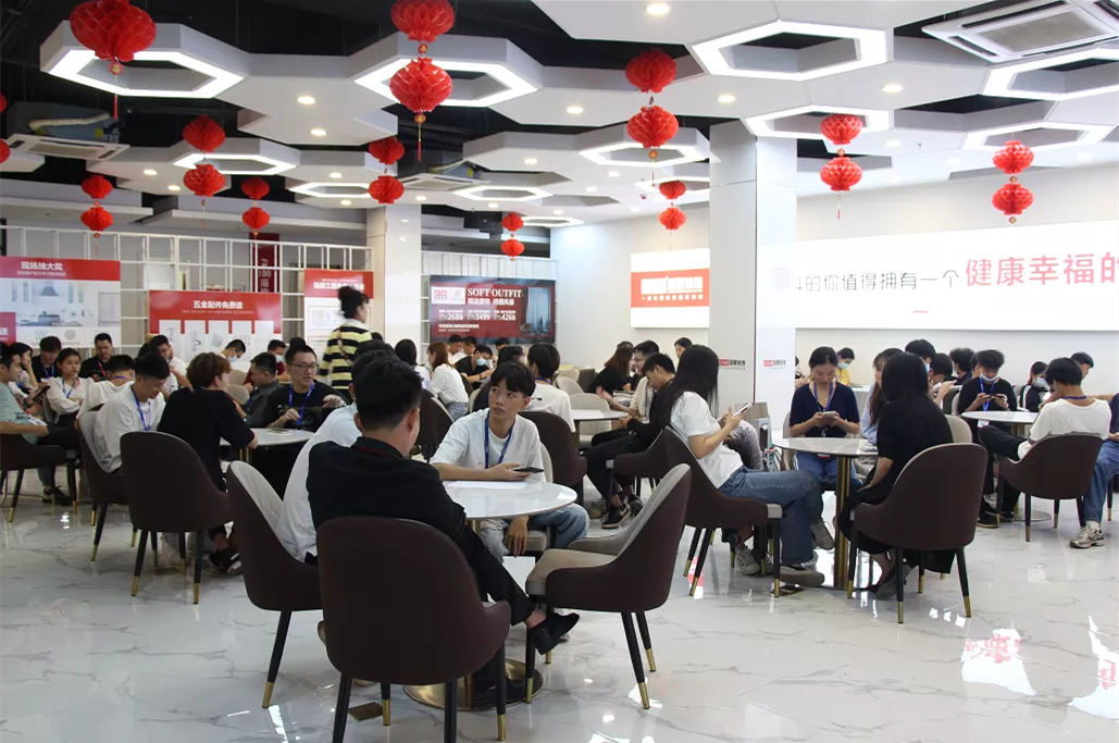 盛星生日會(huì)|這個(gè)十月，給你一場(chǎng)盛大的生日派對(duì)！